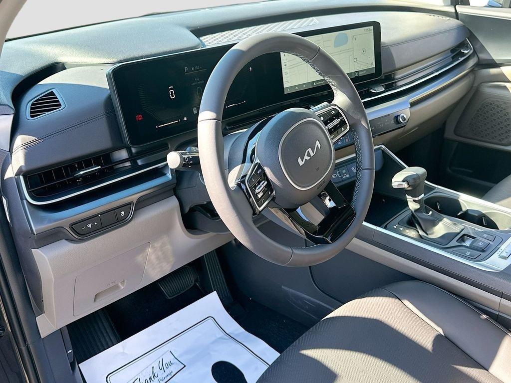 Kia Carnival Mpv Lxs - Thumbnail 10