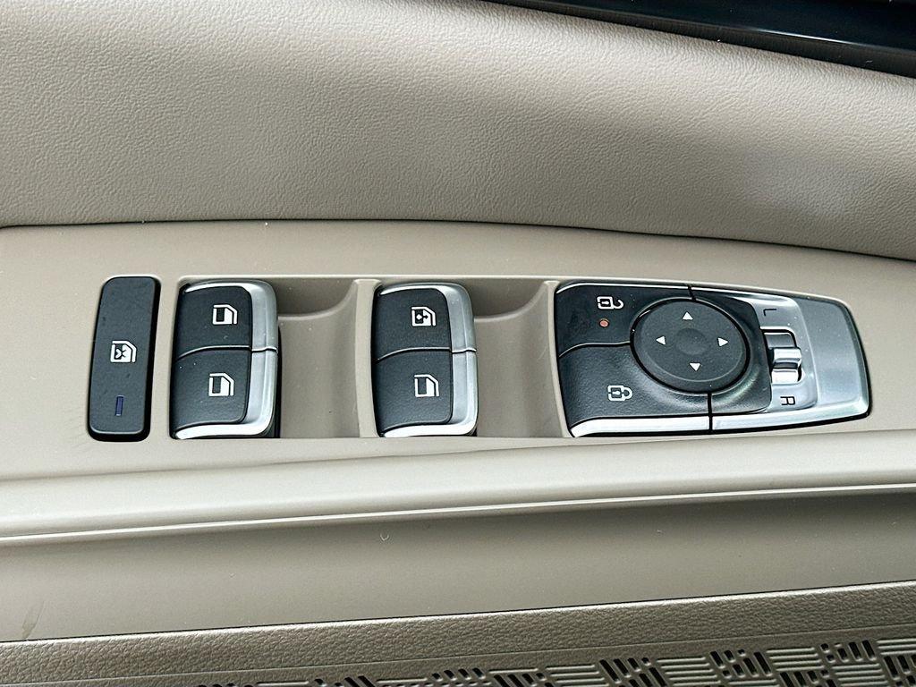 Kia Carnival Mpv Lxs - Thumbnail 19