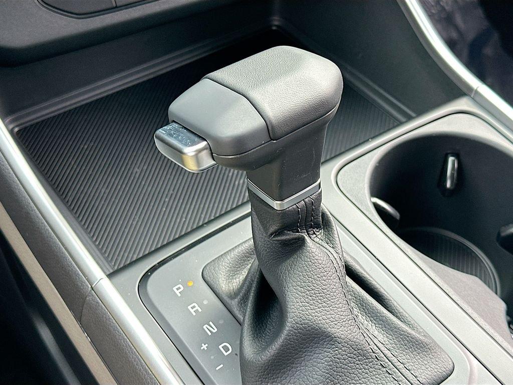 Kia Carnival Mpv Lxs - Thumbnail 18