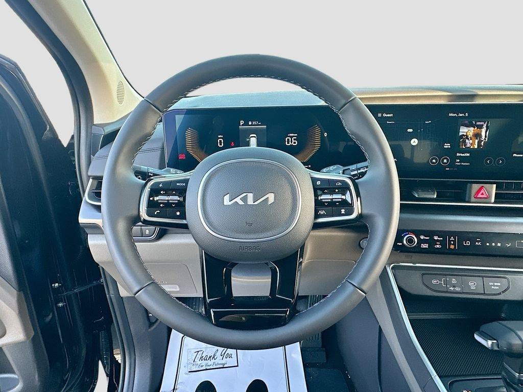 Kia Carnival Mpv Lxs - Thumbnail 12