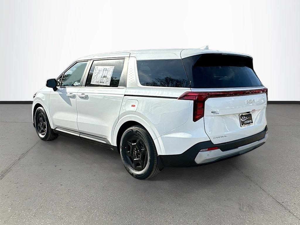 Kia Carnival Mpv Lxs - Thumbnail 6