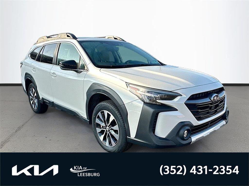 Subaru Outback Limited - Thumbnail 2