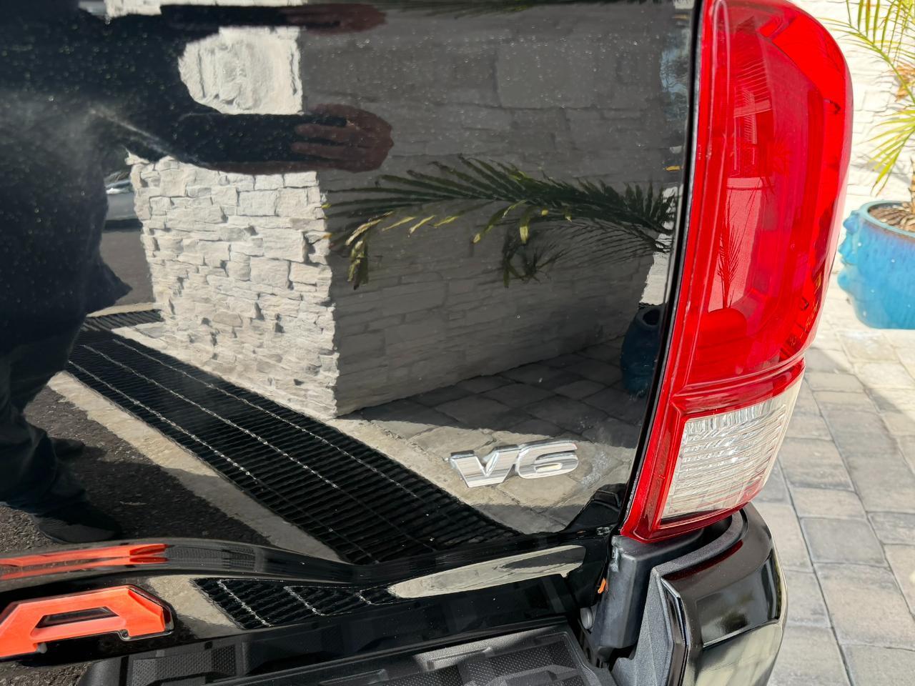 Toyota Tacoma - Thumbnail 17