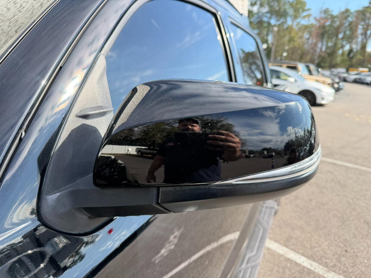 Toyota Tacoma - Thumbnail 10