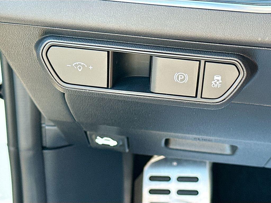 Kia K4 Hatchback Gt-Line Turbo - Thumbnail 11