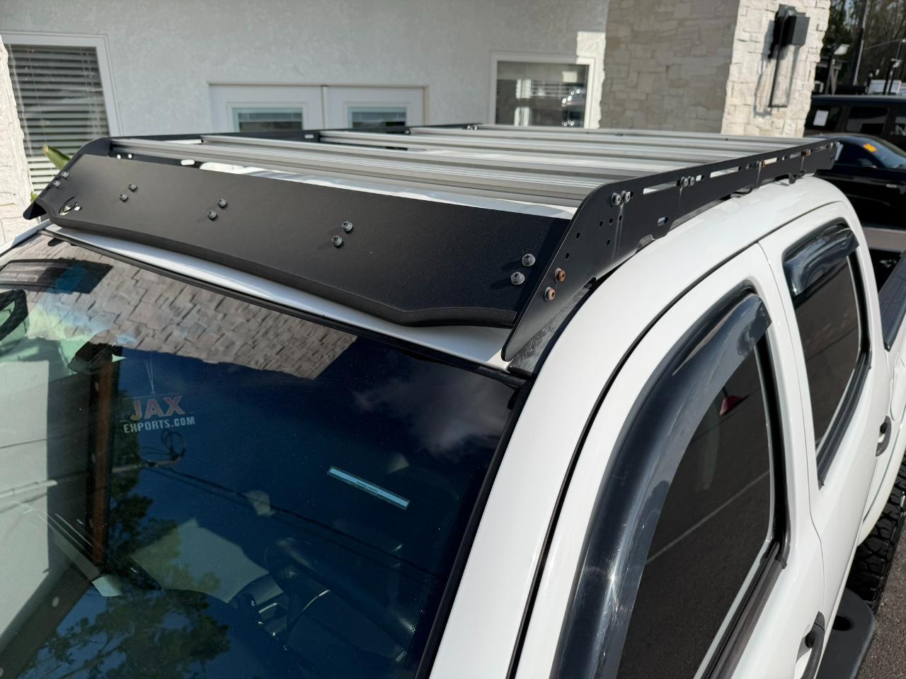 Toyota Tacoma - Thumbnail 13