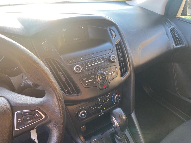 Ford Focusse Hatch - Thumbnail 12