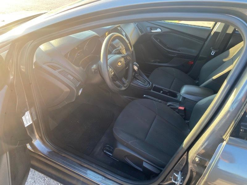 Ford Focusse Hatch - Thumbnail 7