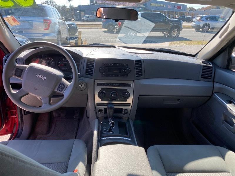 Jeep Grand Cherokeelaredo 2Wd - Thumbnail 9