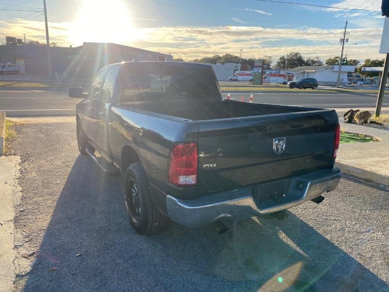 Ram 1500Slt Quad Cab 2Wd - Thumbnail 6