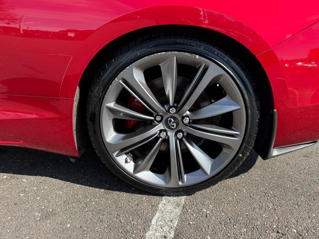 Infiniti Q60 - Thumbnail 8