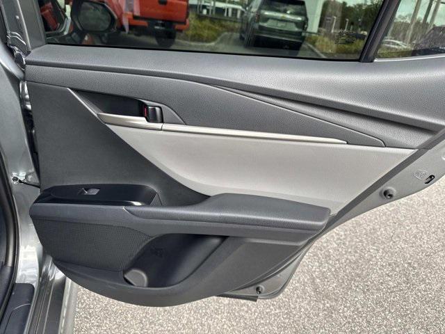 Toyota Camry Se Awd - Thumbnail 15