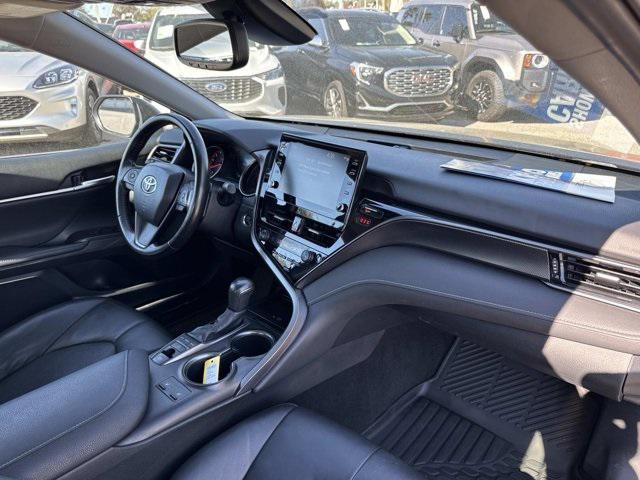 Toyota Camry Xse Sedan - Thumbnail 18