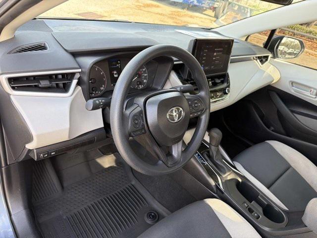 Toyota Corolla Le - Thumbnail 11