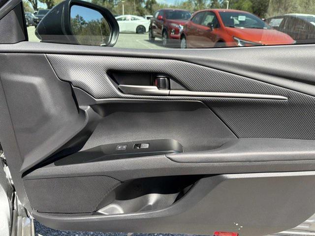 Toyota Camry Se - Thumbnail 15