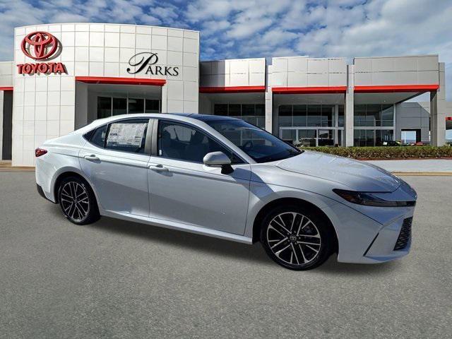 Toyota Camry Xle - View 1