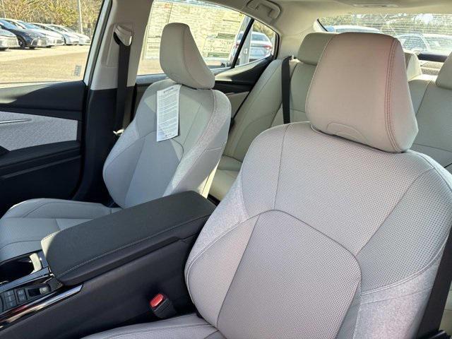 Toyota Camry Xle - Thumbnail 11