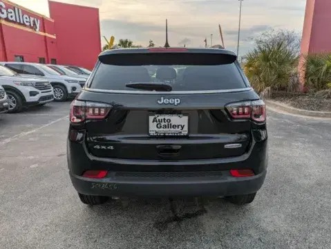 Jeep Compass Latitude - Thumbnail 6