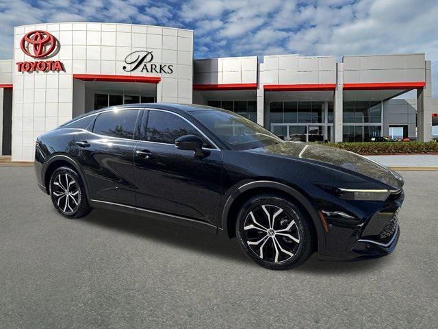 Toyota Toyota Crown Ltd Sedan - View 1