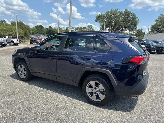 Toyota Rav4 Xle Awd Suv - Thumbnail 3