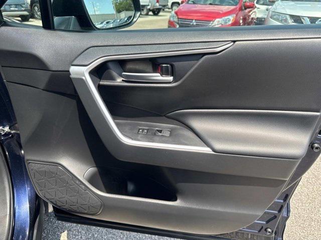 Toyota Rav4 Xle Awd Suv - Thumbnail 11