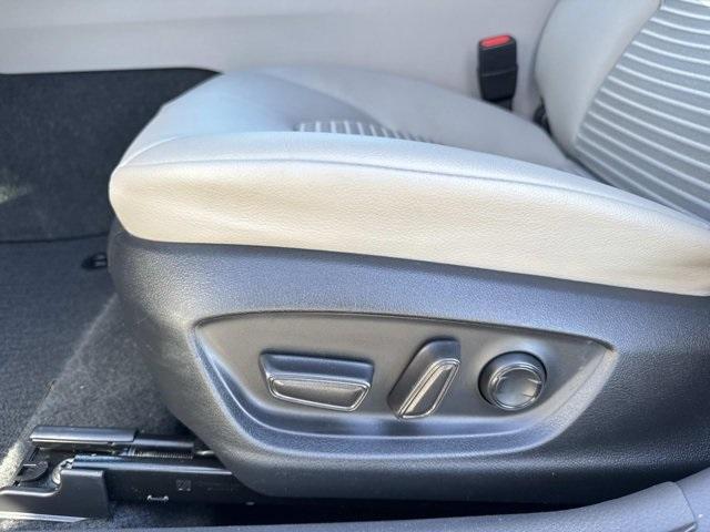 Toyota Camry Se In Deland Fl | 4T1G11Ak2Ru857648 - Thumbnail 9