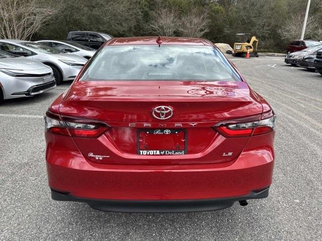 Toyota Camry Le In Deland Fl | 4T1C11Ak0Ru230106 - Thumbnail 2