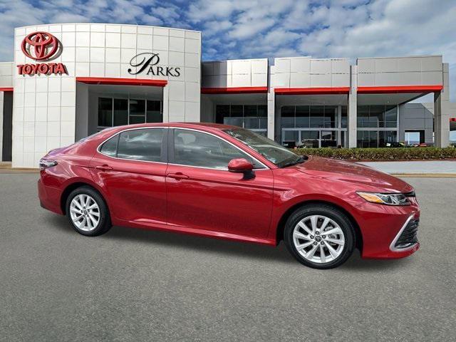 Toyota Camry Le Sedan - View 1