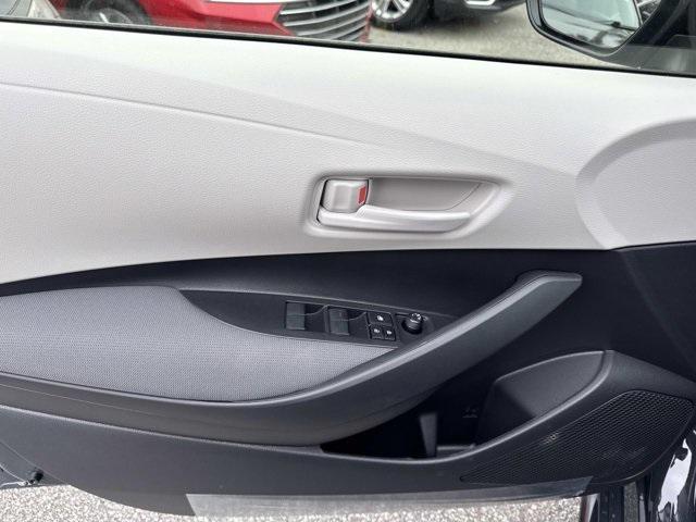 Toyota Corolla Hybrid Le Sedan - Thumbnail 7