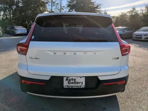 Volvo Xc40 Momentum - Thumbnail 5