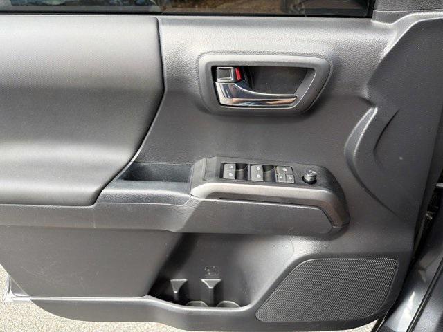 Toyota Tacoma Trd Offrd 4X4 Double Cab - Thumbnail 7