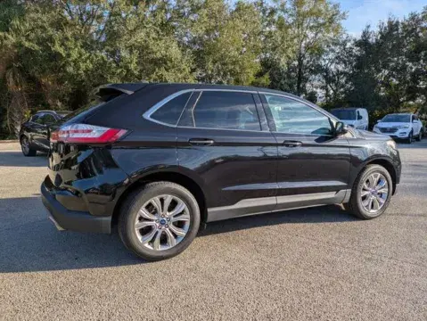 Ford Edge Titanium - Thumbnail 5