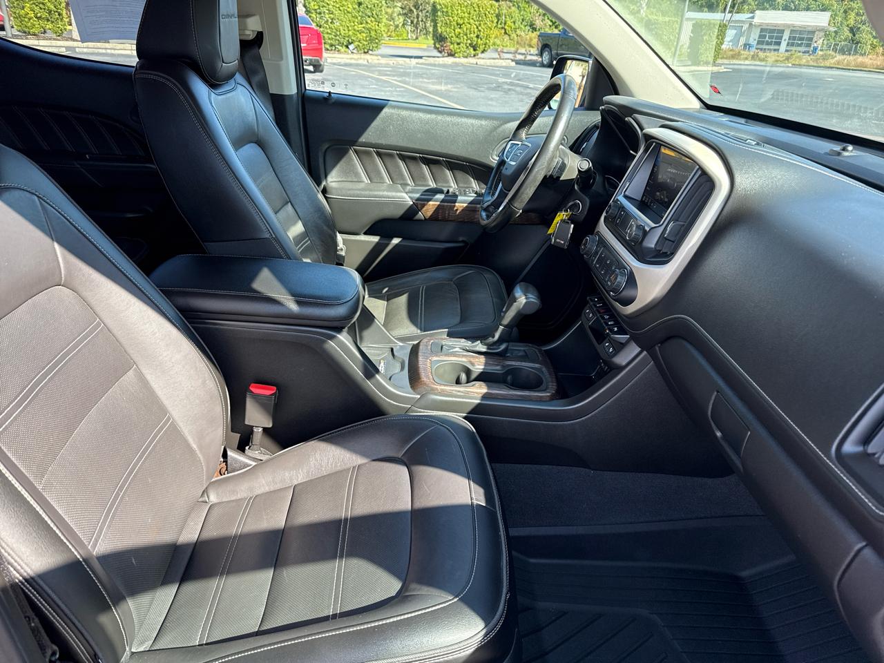 Gmc Canyon4Wd Crew Cab 128" Denali - Thumbnail 12