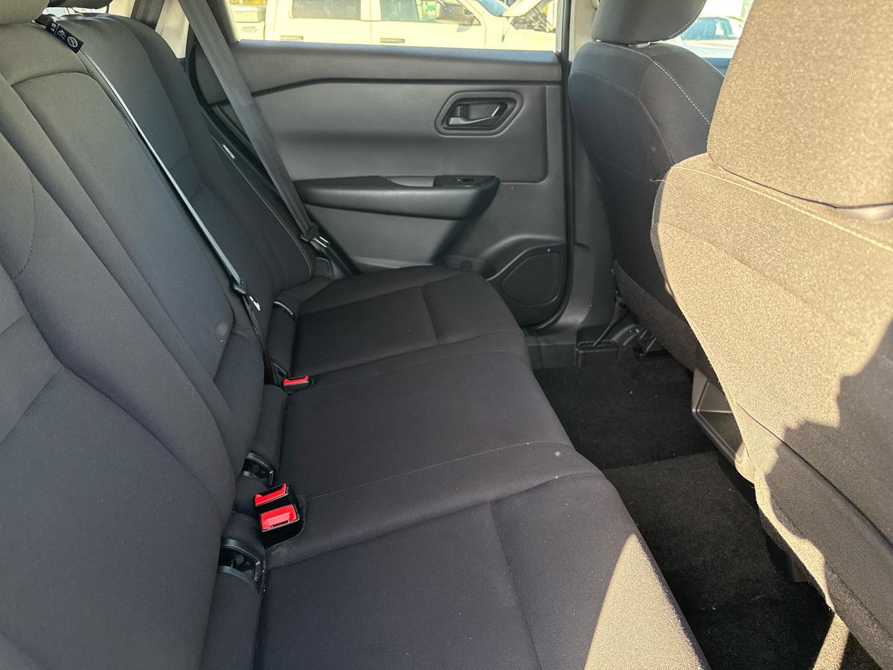 Nissan Rogueawd S - Thumbnail 10