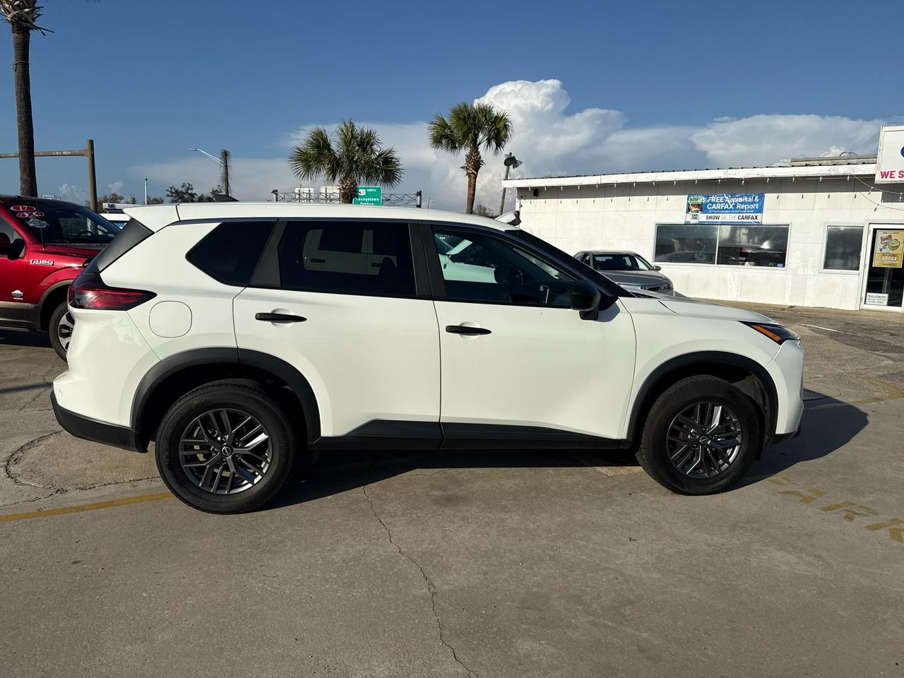 Nissan Rogueawd S - Thumbnail 8