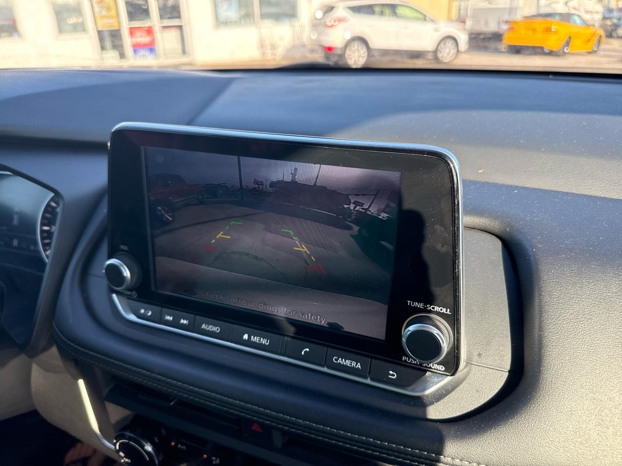 Nissan Rogueawd S - Thumbnail 19