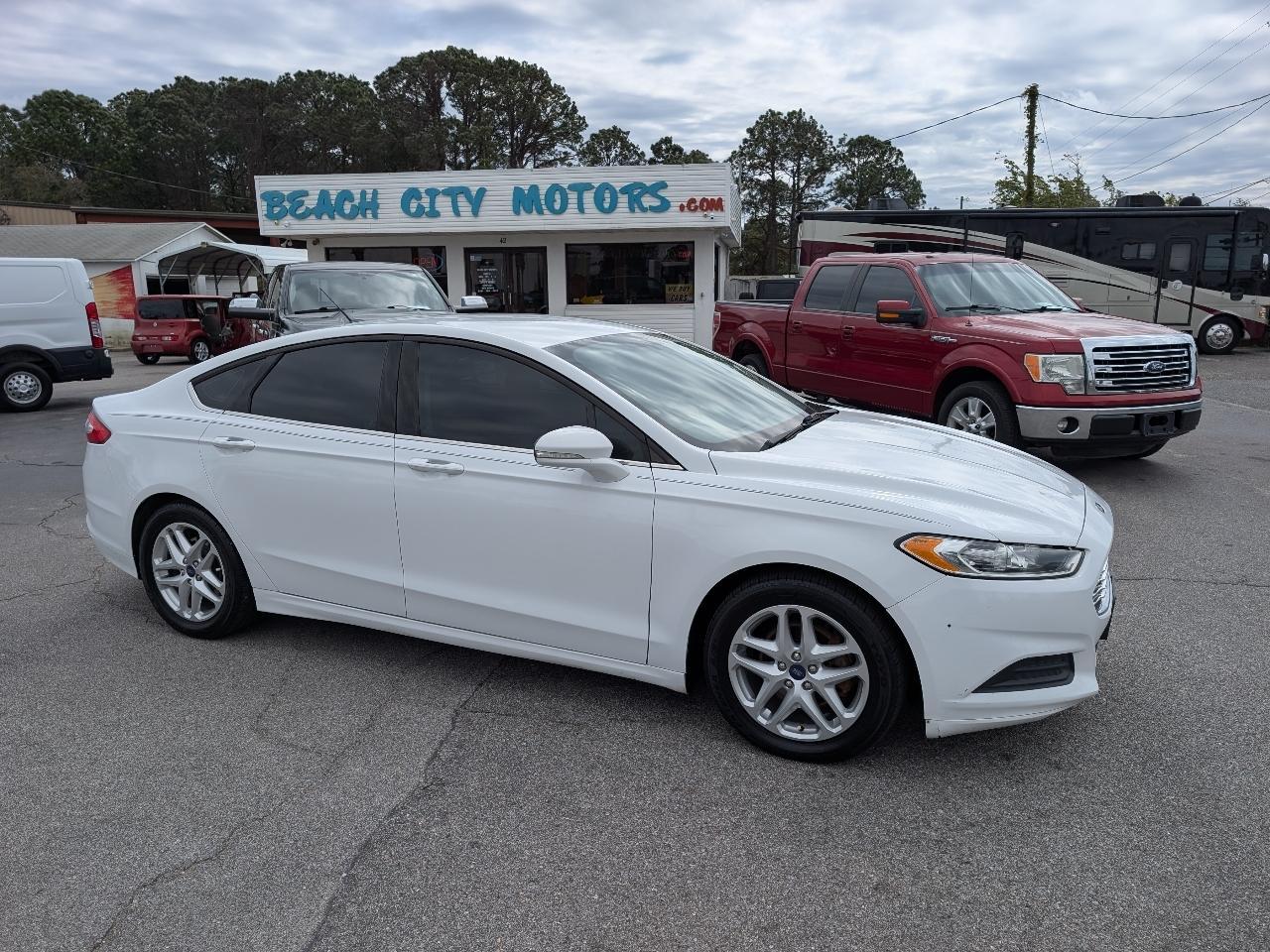 Ford Fusion4Dr Sdn Se Fwd - Thumbnail 2