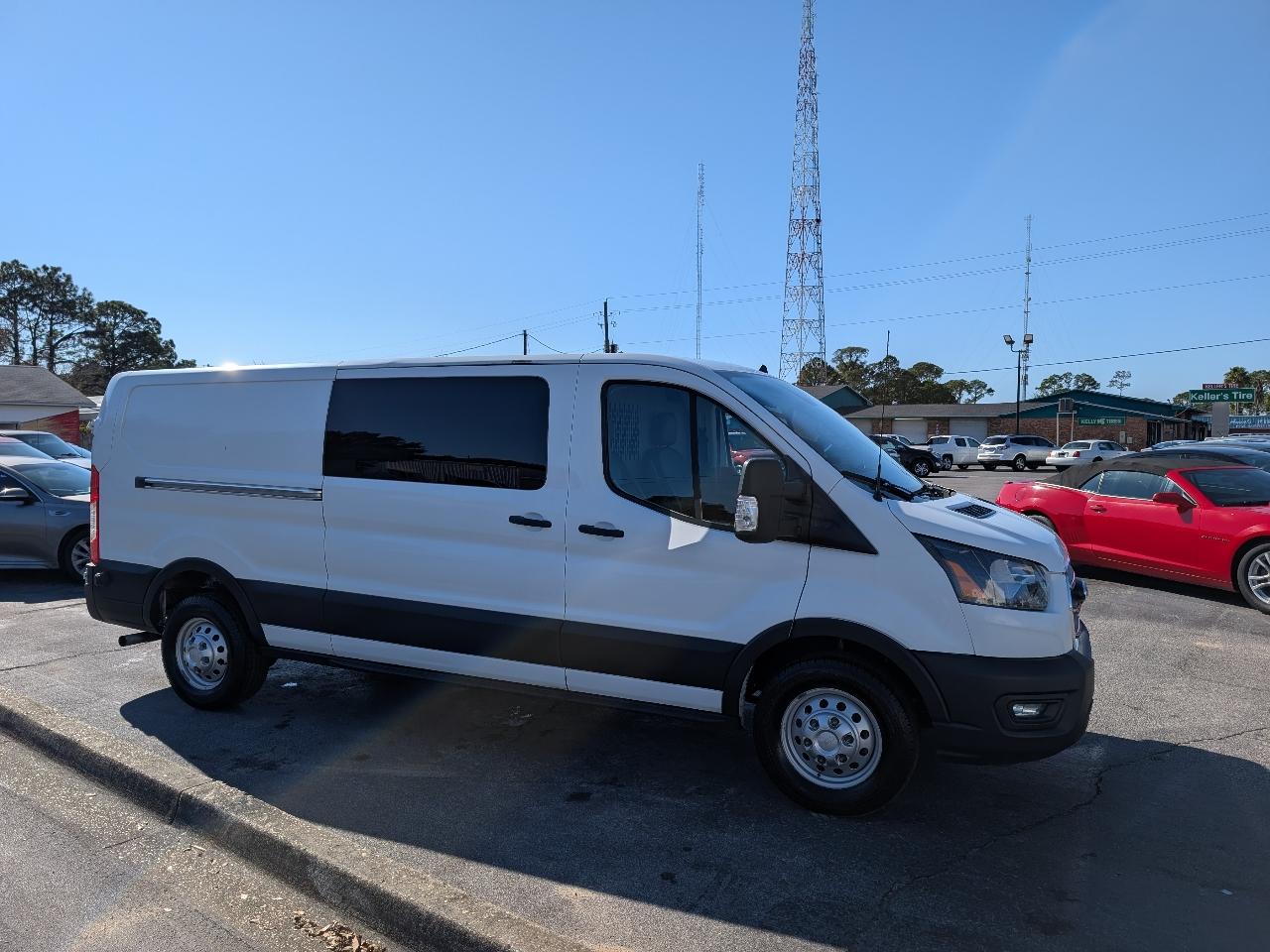 Ford Transit Cargo Vant-350 130" Low Rf 9500 Gvwr Rwd - Thumbnail 2