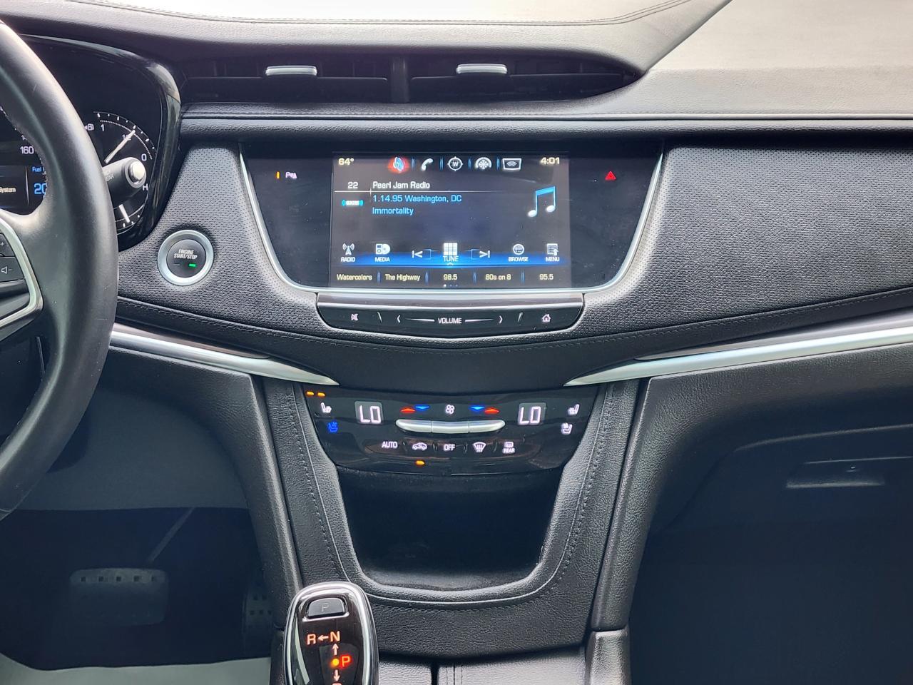 Cadillac Xt5Fwd 4Dr Premium Luxury - Thumbnail 16