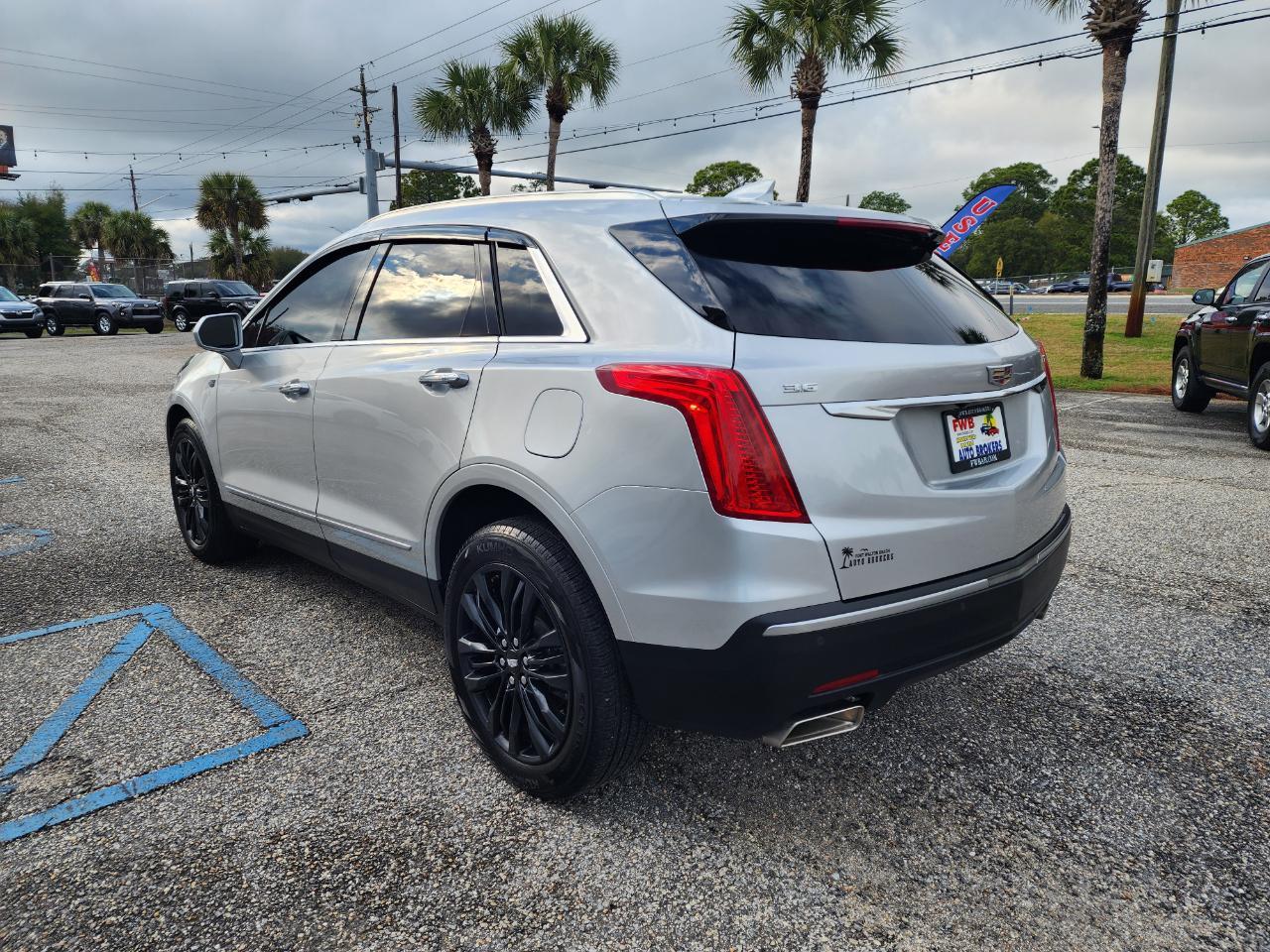 Cadillac Xt5Fwd 4Dr Premium Luxury - Thumbnail 3