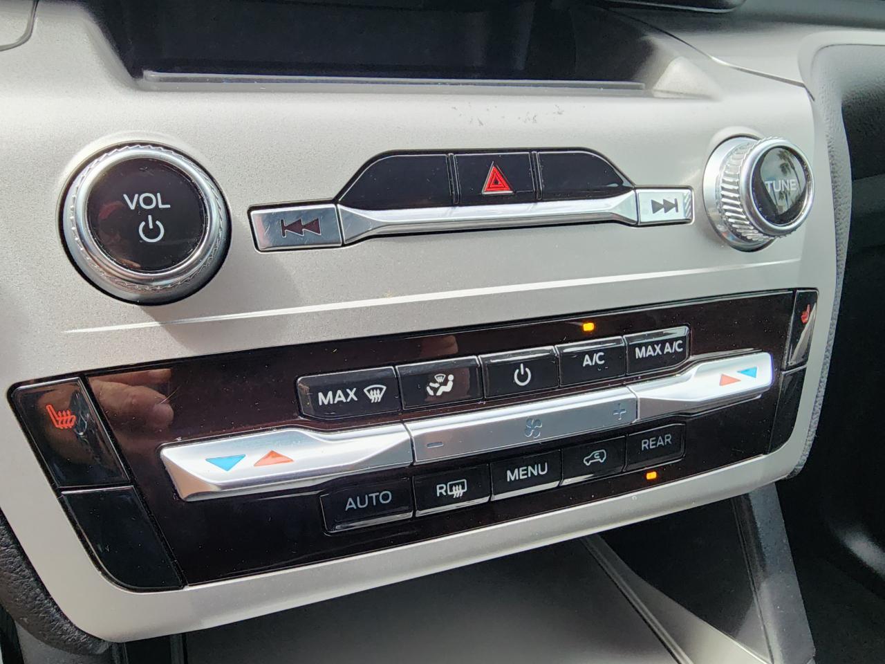 Ford Explorerxlt Rwd - Thumbnail 19