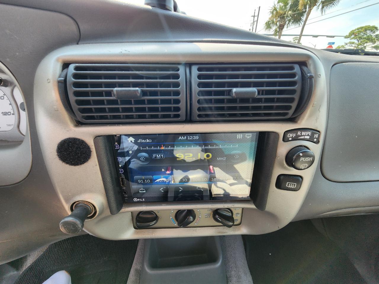 Ford Explorer Sport2Dr 102" Wb - Thumbnail 16