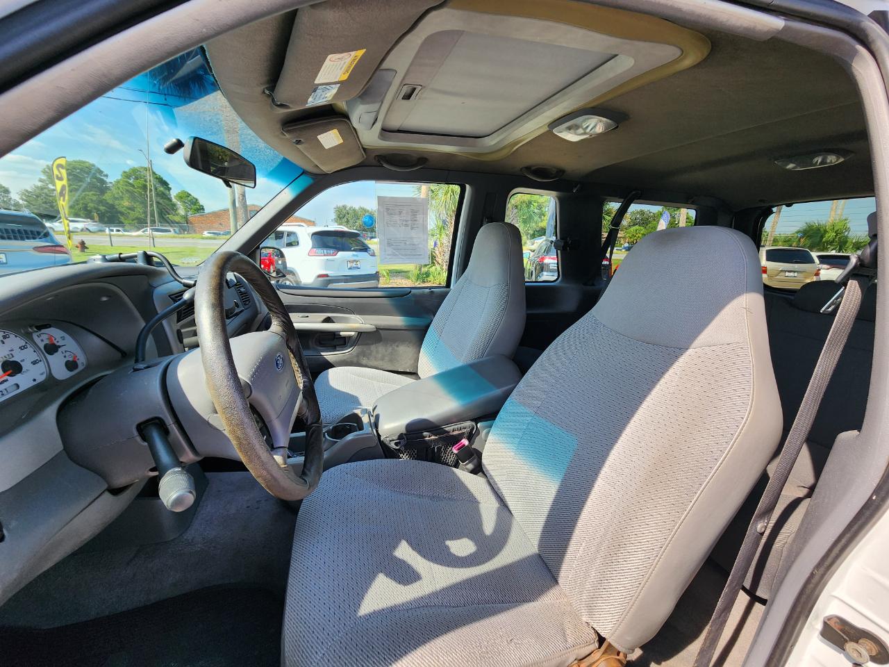 Ford Explorer Sport2Dr 102" Wb - Thumbnail 7