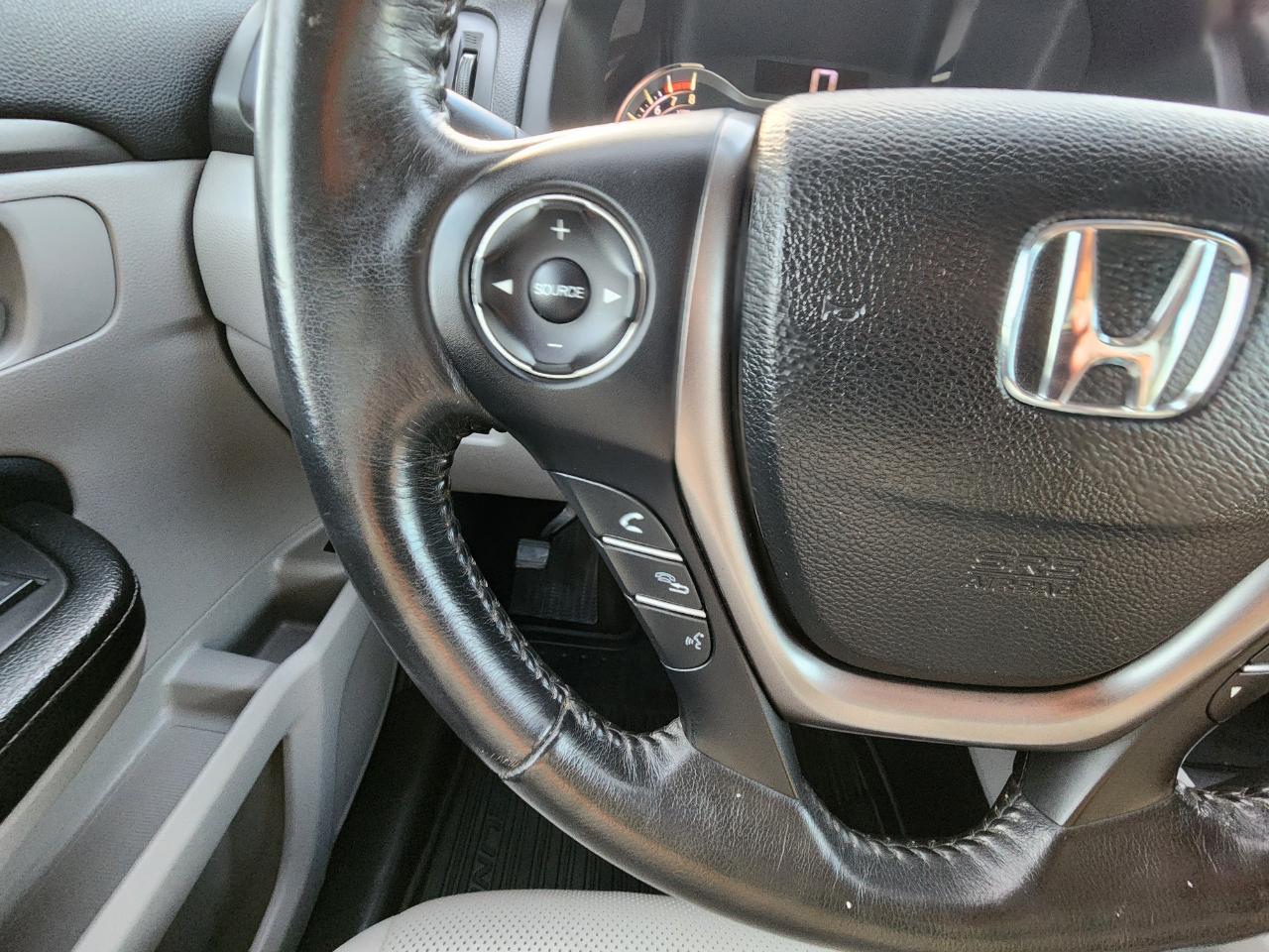 Honda Ridgelinertl Awd - Thumbnail 13