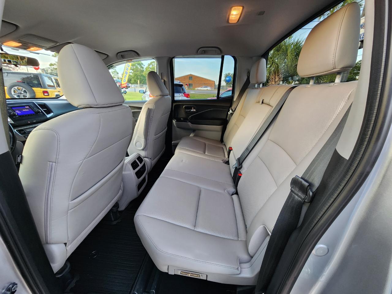 Honda Ridgelinertl Awd - Thumbnail 18