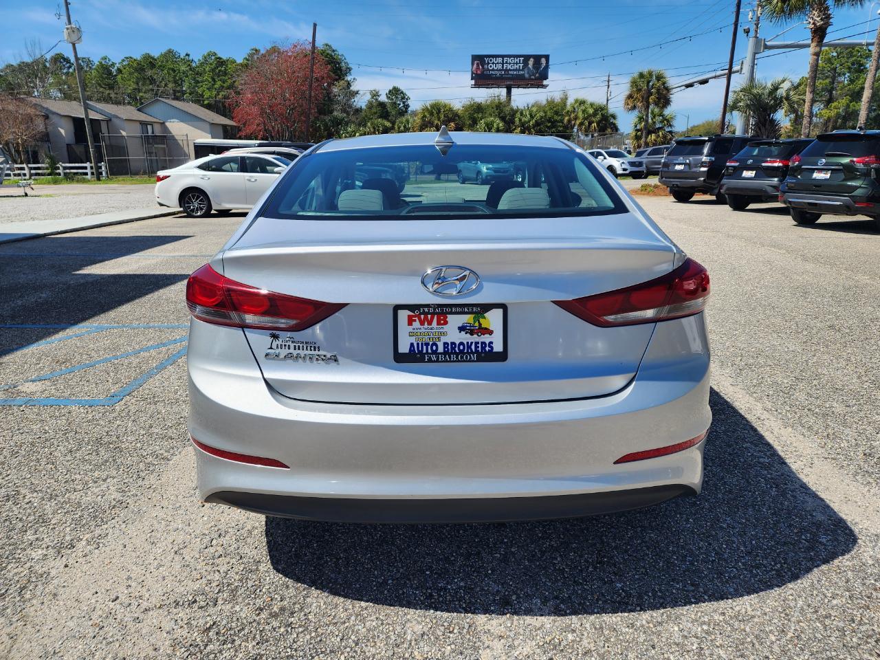 Hyundai Elantrasel 2.0L Auto (Alabama) - Thumbnail 4