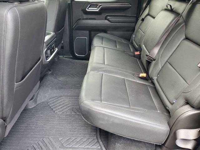 Chevrolet Silverado 1500 Ltz Four Wheel Drive Crew Cab - Thumbnail 12