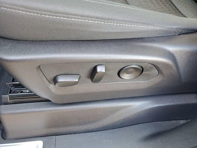 Chevrolet Silverado 1500 Rst Rear Wheel Drive Crew Cab - Thumbnail 20