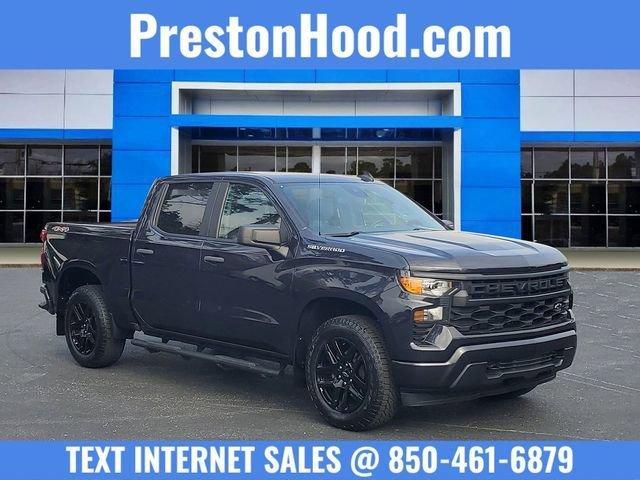 Chevrolet Silverado 1500 Custom Four Wheel Drive Crew Cab - Thumbnail 2