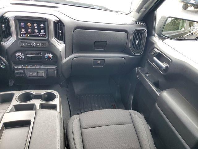 Chevrolet Silverado 1500 Custom Four Wheel Drive Crew Cab - Thumbnail 17